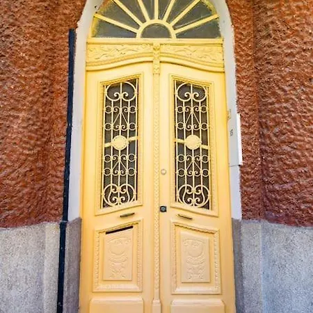 3-bedroom Apt Karavelov Next To Kapana Plovdiv