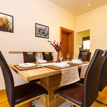 Apartment 3-bedroom Apt Karavelov Next To Kapana Plovdiv